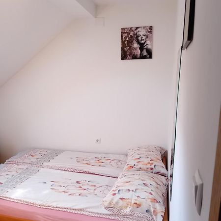Hotel Sobe Sokcic à Karlovac Extérieur photo